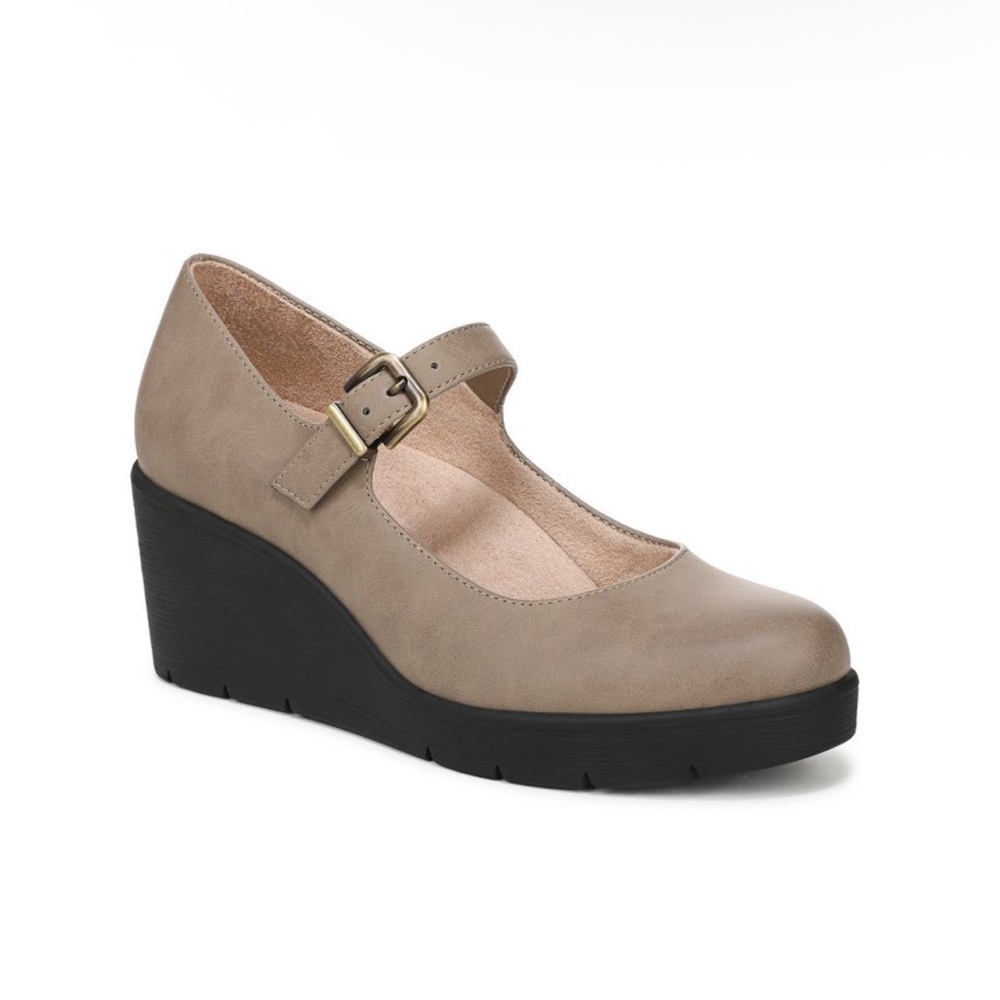 SOUL Naturalizer Women’s Adore Mary Jane Wedge